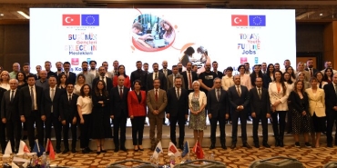 45-sehire-dijital-genclik-merkezi-geliyor-O2CB6JCf.jpg