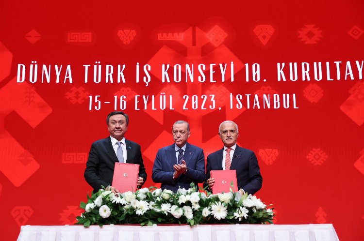 Cumhurbaskani-Erdogan-Turk-dunyasina-hitap-etti.jpeg