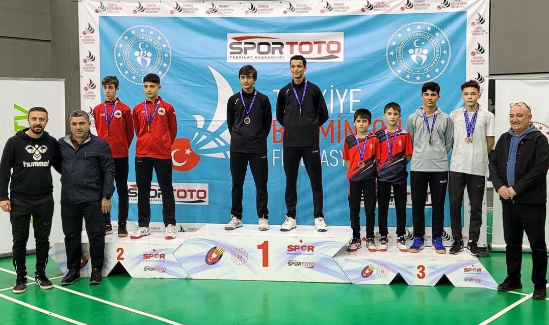 15 yaş altı Türkiye Badminton Şampiyonası (2)