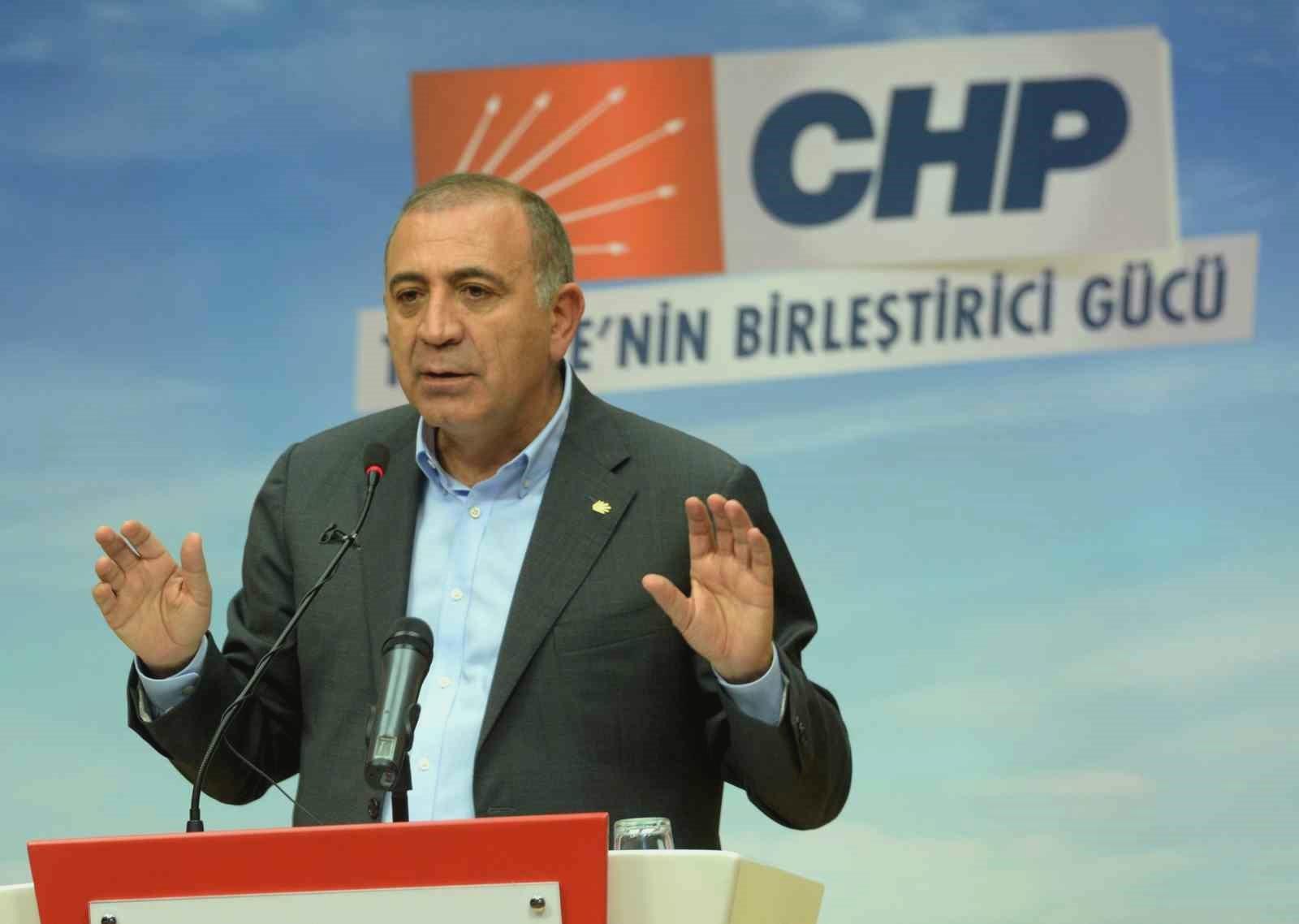 gursel-tekin-chpden-istifa-etti-Xh9Kuibh.jpg