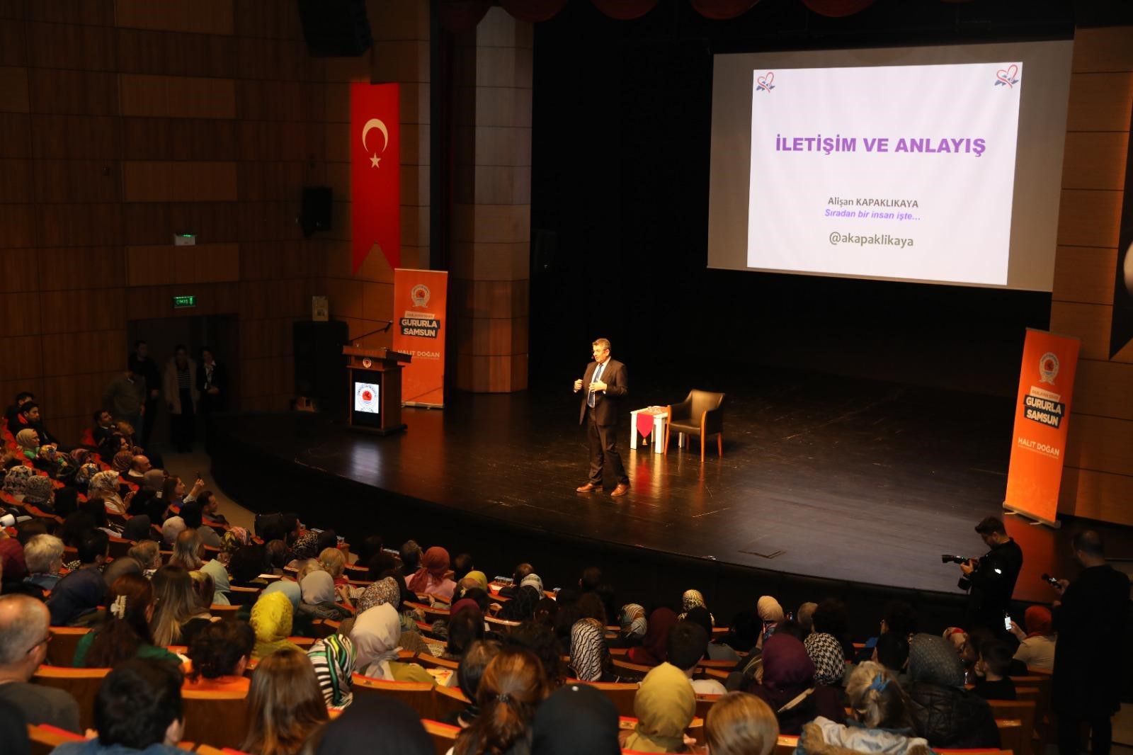 "YAŞAMIN TEMELİ: İLETİŞİM VE ANLAYIŞ" KONFERANSI