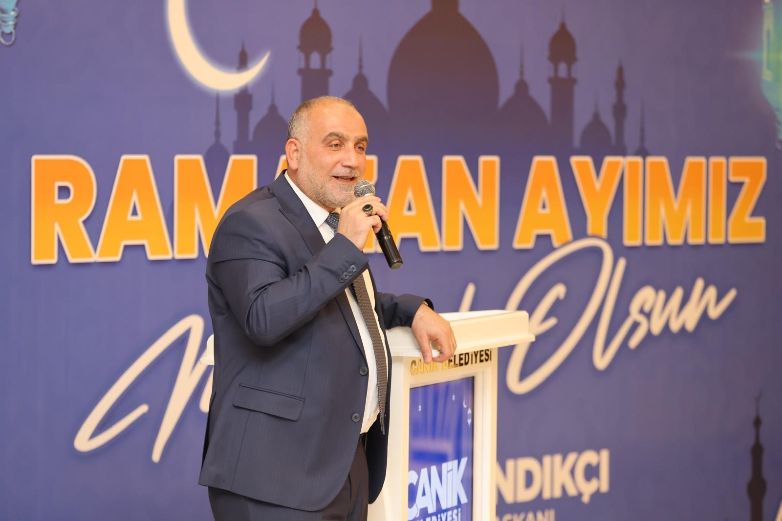 BAŞKAN SANDIKÇI: "İLÇEMİZ İÇİN OMUZ OMUZA ÇALIŞMAYA DEVAM EDİYORUZ"