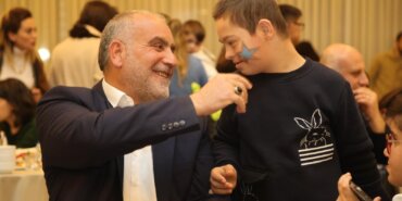 CANİK'TE GÖNÜL SOFRALARI ÖZEL ÇOCUKLAR İÇİN KURULDU