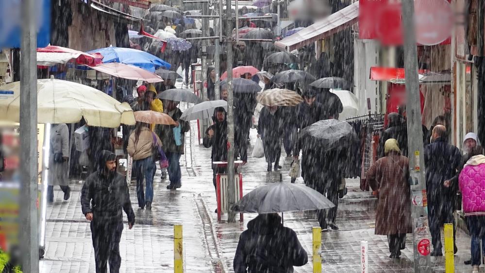 Samsun'da baharı beklerken yağan kar şaşırttı samsun manşet haberleri Samsun manşet - samsun haberleri