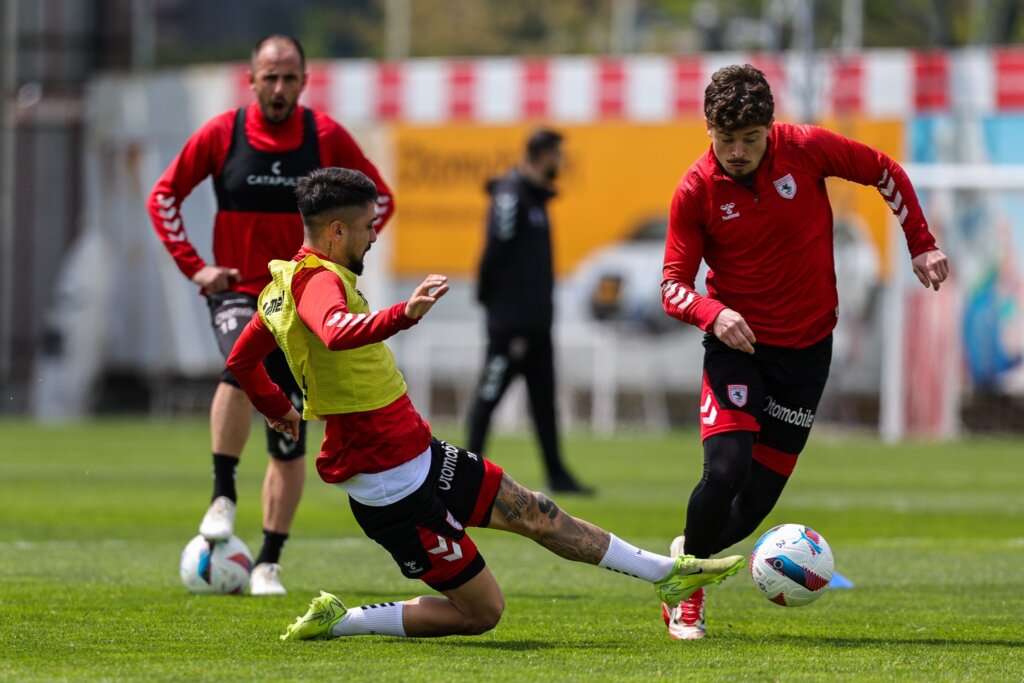 Samsunspor üçüncülük şansını zora soktu, 7 maçta sadece 1 galibiyet! Samsun manşet haberleri Samsun manşet - samsun haberleri