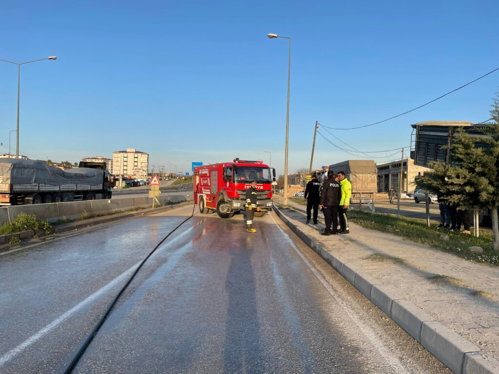 Samsun'da feci kaza: tırın çarptığı genç hayatını kaybetti samsun manşet haberleri Samsun manşet - samsun haberleri