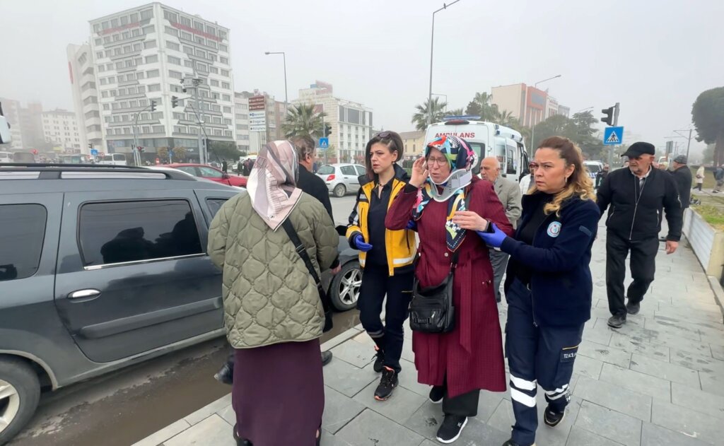 Samsun’da korkutan kaza: 2 kişi yaralandı samsun manşet haberleri Samsun manşet - samsun haberleri
