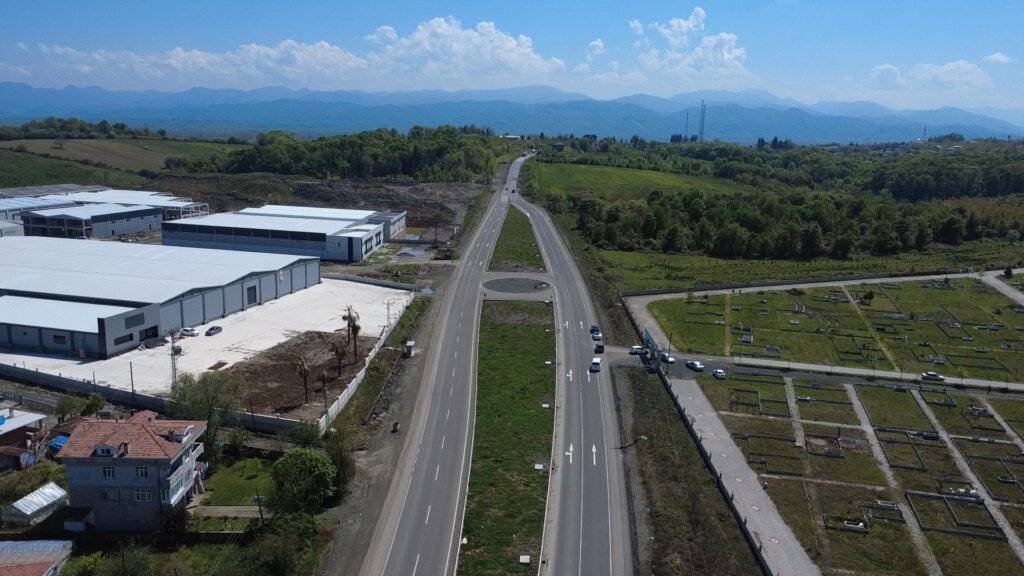 Çift şerit bitiyor, tehlike başlıyor samsun manşet haberleri Samsun manşet - samsun haberleri