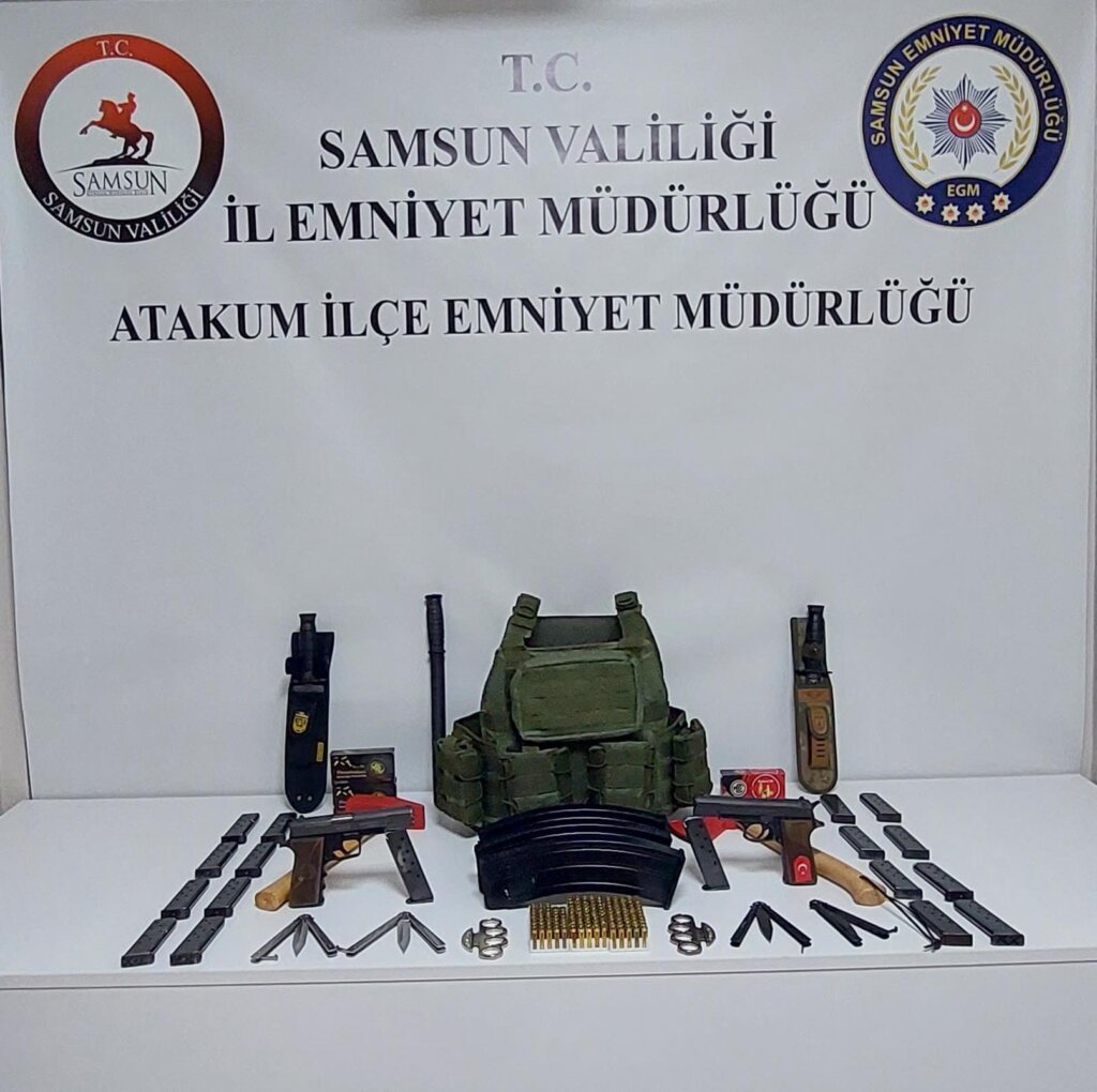 Komşusunu silahla tehdit etti, evinden çıkanlar şaşırttı samsun manşet haberleri Samsun manşet - samsun haberleri