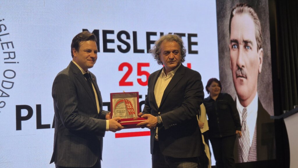 25 yıllık emek plaketle taçlandı samsun manşet haberleri Samsun manşet - samsun haberleri