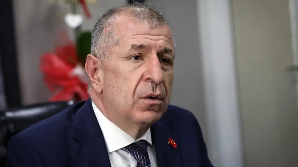 Ümit özdağ hakim karşısında: duruşmada i̇zdiham ve gerilim yaşandı samsun manşet haberleri Samsun manşet - samsun haberleri
