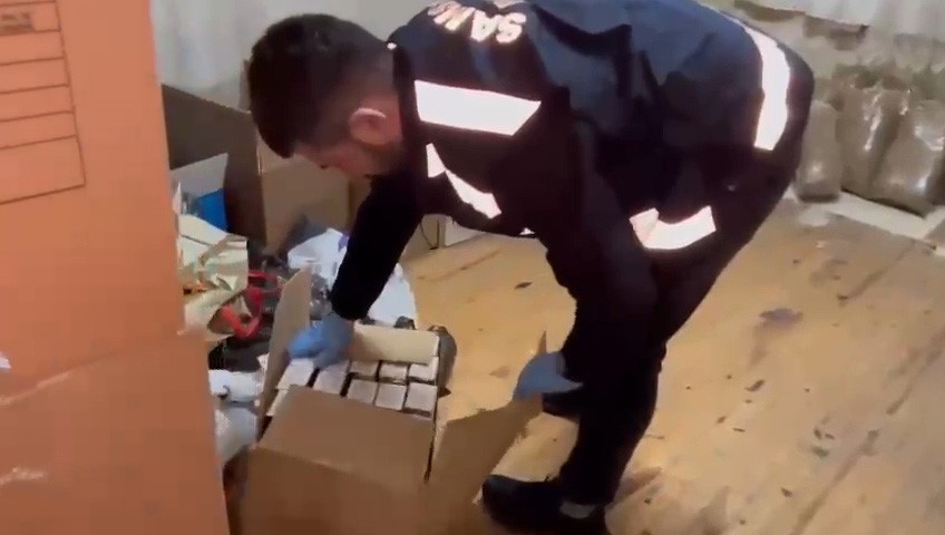 Samsun’da nefes kesen operasyon: depodan sigara fabrikası çıktı samsun manşet haberleri Samsun manşet - samsun haberleri