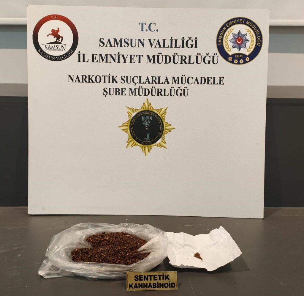 Samsun'da zehir tacirlerine geçit yok! 14 bin hap, 140 gram bonzai yakalandı samsun manşet haberleri Samsun manşet - samsun haberleri