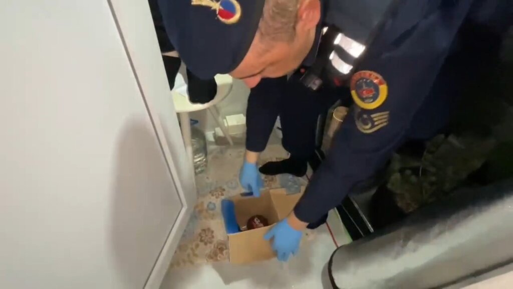 Samsun'da jandarmadan uyuşturucu serasına baskın samsun manşet haberleri Samsun manşet - samsun haberleri