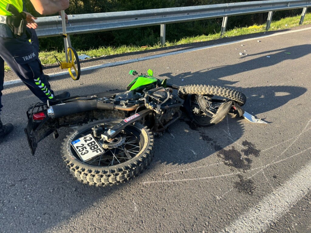 Bariyerlere çarpan motosikletteki lise öğrencisi hayatını kaybetti samsun manşet haberleri Samsun manşet - samsun haberleri