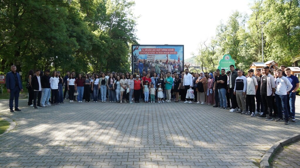Türkiye’nin her yanından gelen öğrenciler çakırlar’da buluştu samsun manşet haberleri Samsun manşet - samsun haberleri