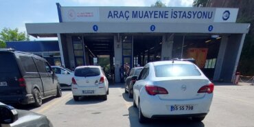 TÜVTÜRK'TE KARTLI ÖDEMEYE 'KOMİSYON' TEPKİSİ ARAÇ SAHİPLERİ: "HİZMET BEDELİ ADI ALTINDA KESİLEN ÜCRET HAKSIZ VE YASALARA AYKIRI"