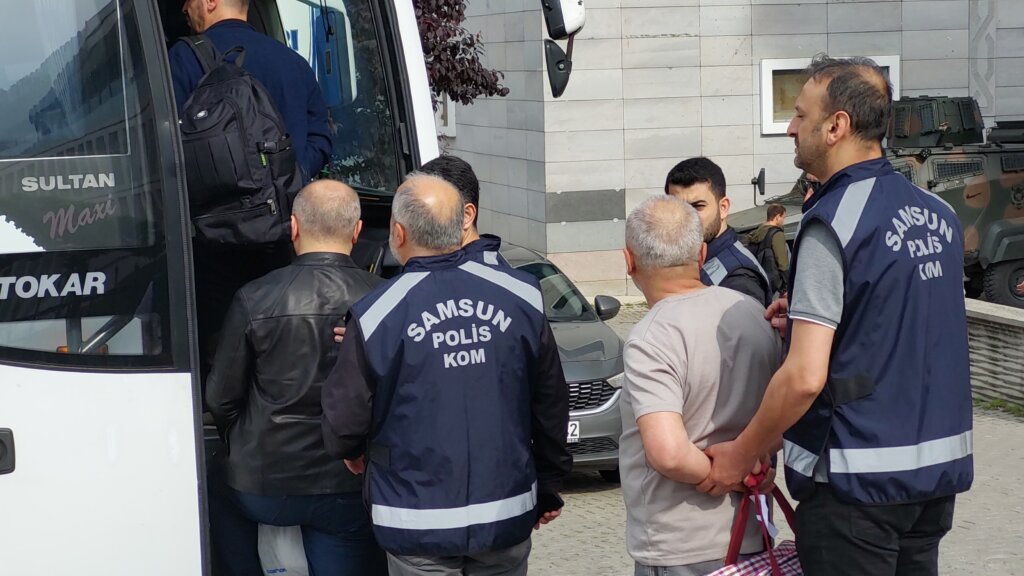 Samsun merkezli fetö operasyonunda 5 kişi tutuklandı samsun manşet haberleri Samsun manşet - samsun haberleri