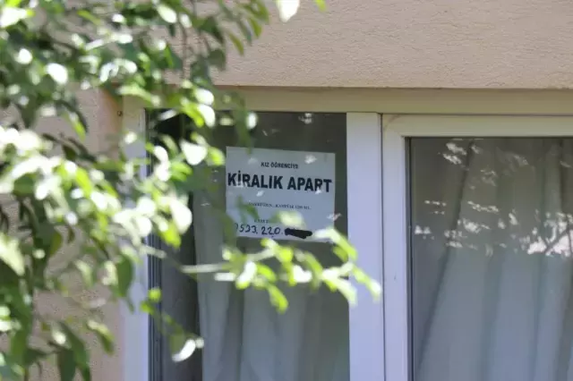 Aparta gizli kameralar kuran i̇şletmecinin kız öğrencilere yönelik i̇lan koyduğu ortaya çıktı samsun manşet haberleri Samsun manşet - samsun haberleri