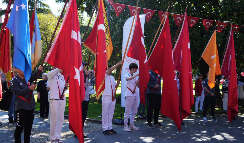 Samsun’da 19 mayıs kutlamaları çelenk töreniyle başladı samsun manşet haberleri Samsun manşet - samsun haberleri