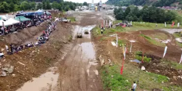 6857f51ddc34a3d1c117b23f