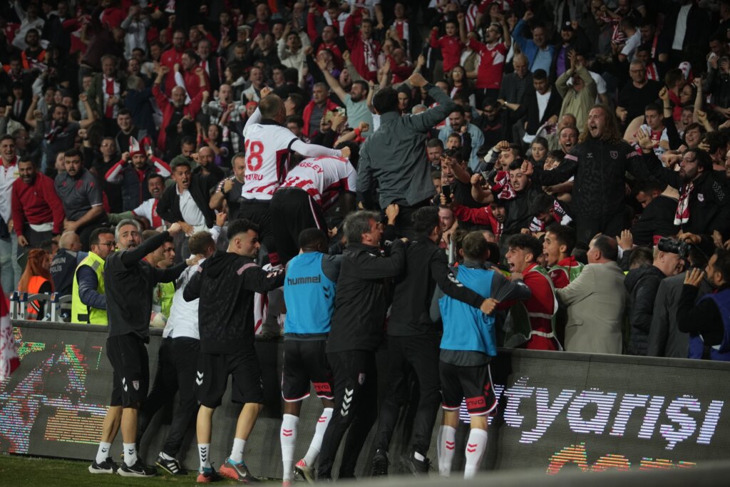 27 yıl sonra avrupa! Samsunspor tarih yazdı samsun manşet haberleri Samsun manşet - samsun haberleri
