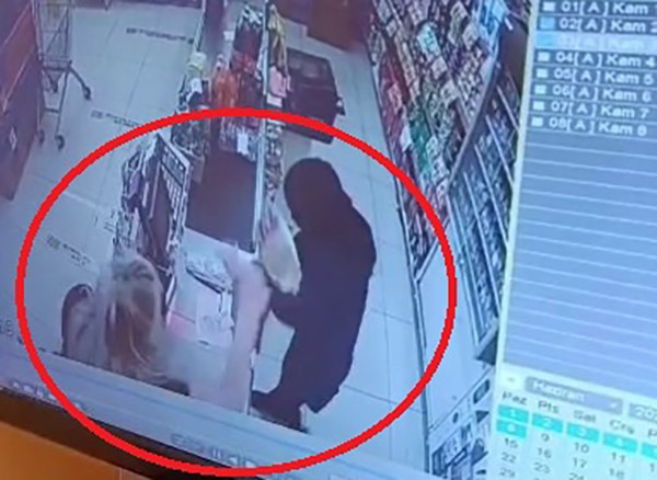 Samsun'da zincir markette skandal: tartışma yumruklu kavgaya dönüştü samsun manşet haberleri Samsun manşet - samsun haberleri