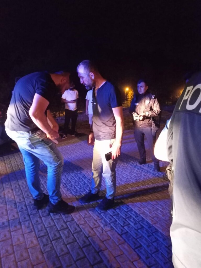 Komşular arasında beyzbol sopalı, silahlı kavga; 1'i ağır 2 yaralı samsun manşet haberleri Samsun manşet - samsun haberleri
