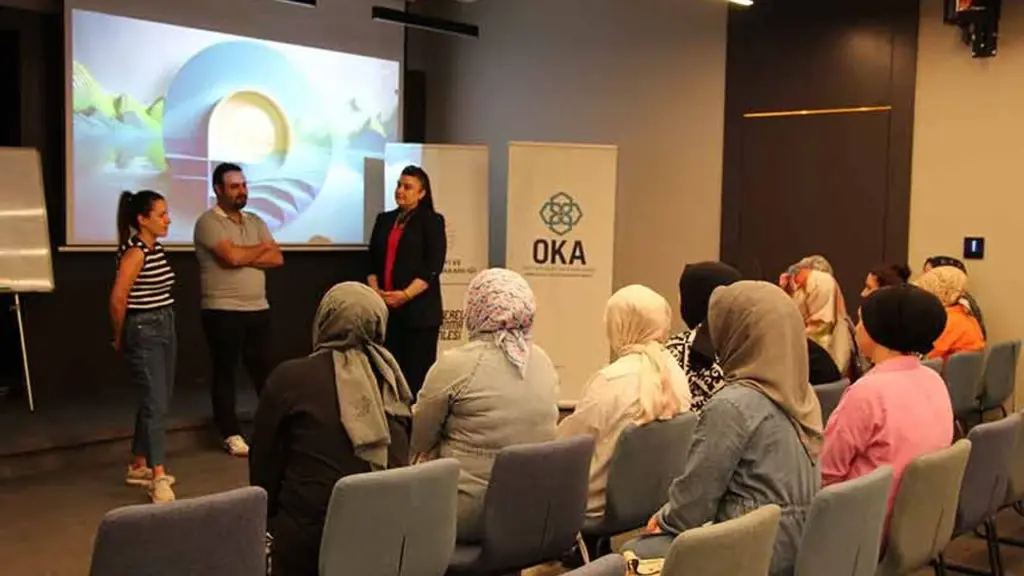 Samsunlu kadınlar cnc torna operatörü eğitimi aldı samsun manşet haberleri Samsun manşet - samsun haberleri