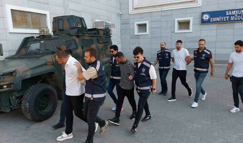 Samsun merkezli 8 i̇lde sahte alkol operasyonunda 4 kişi adliyeye sevk edildi samsun manşet haberleri Samsun manşet - samsun haberleri