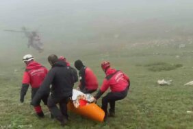 ucagin-enkazindaki-yarali-yolcu-ve-olen-pilotun-cenazesi-bolgeden-helikopterle-alindi-JNxp3GwG.jpg