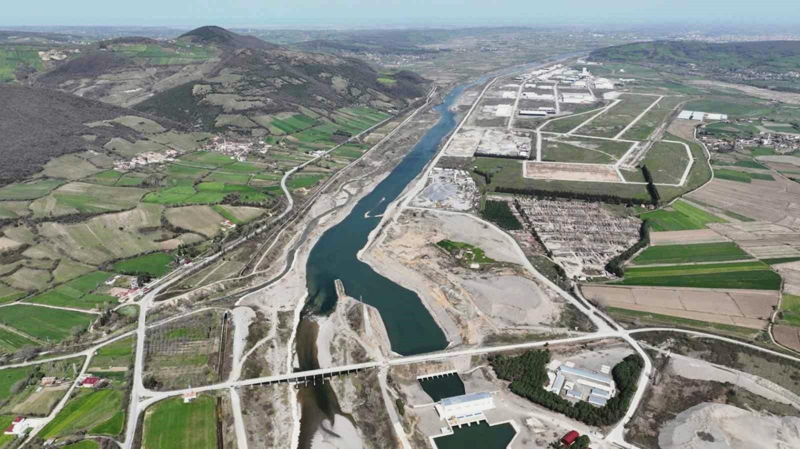 Geçerli görselin alternatif metni yok. Dosya adı: samsunda-akarsular-dogal-afetlere-karsi-hazir-hale-getiriliyor-Mzx3dXRh.jpg