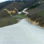 Altinordunun-kirsal-mahallelerinde-beton-ve-asfalt-yol-calismalari-suruyor-89af39436a5dc561f8357fb6a3a82f42