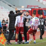 Sivasspor-evinde-kaybetmiyor-1d657687e32d85ca7c17fd7a97b8eb25