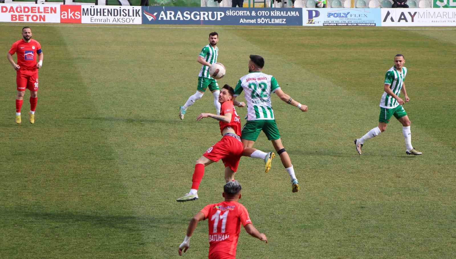 TFF-3-Lig-Amasyaspor-0---1954-Kelkit-Hurriyet-SK-1-239b08327fd24f2c9a010cd9fdcf23c3