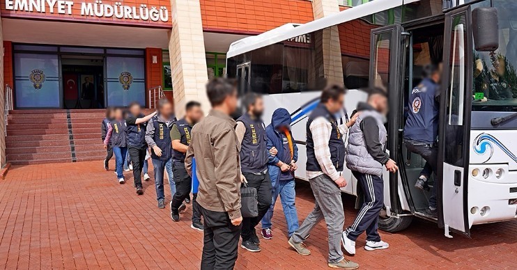 Büyü çetesi çökertildi samsun manşet haberleri Samsun manşet - samsun haberleri