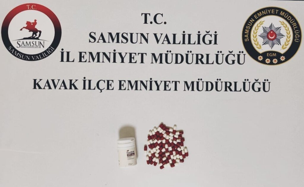 Şüpheli araçtan uyuşturucu çıktı: 2 kişi hakkında soruşturma samsun manşet haberleri Samsun manşet - samsun haberleri