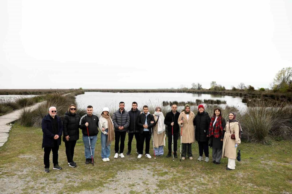 Görme engelli bireylere kuş cenneti deneyimi samsun manşet haberleri Samsun manşet - samsun haberleri