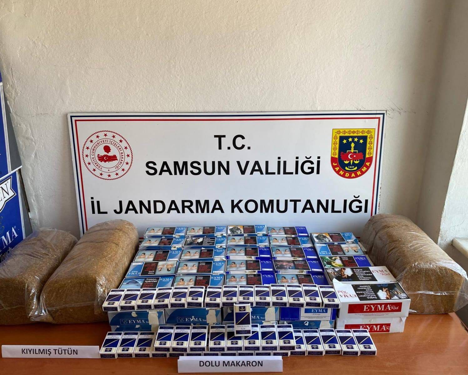 Jandarmadan-kacak-makaron-operasyonu-fc735b39c3719e56ff1d5dfeca3df7af