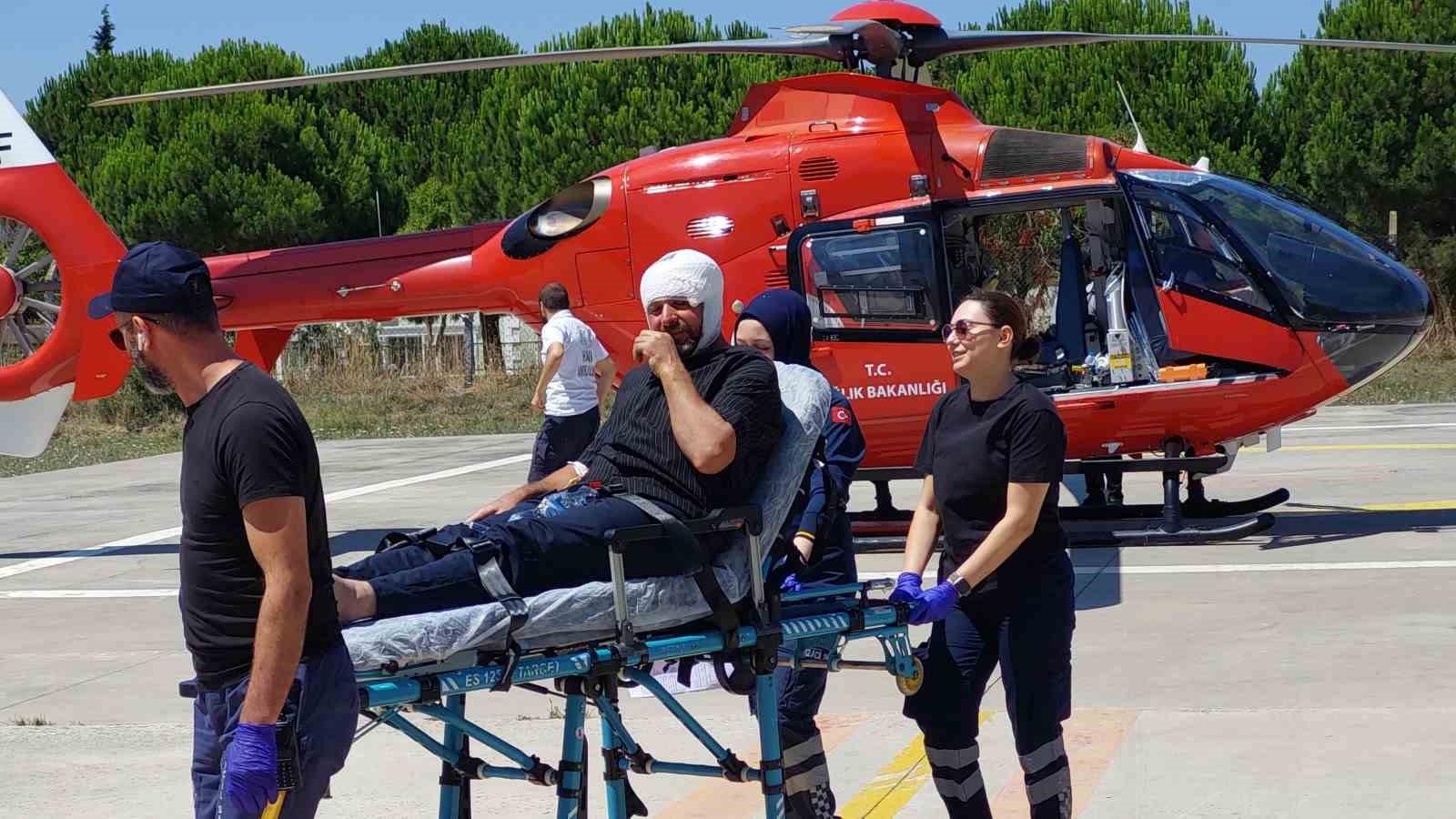 Kafasina-harc-makinesinin-demiri-carpan-sahsin-yardimina-ambulans-helikopter-yetisti-da44b952bbd0b9e2ab83d4497e54a217