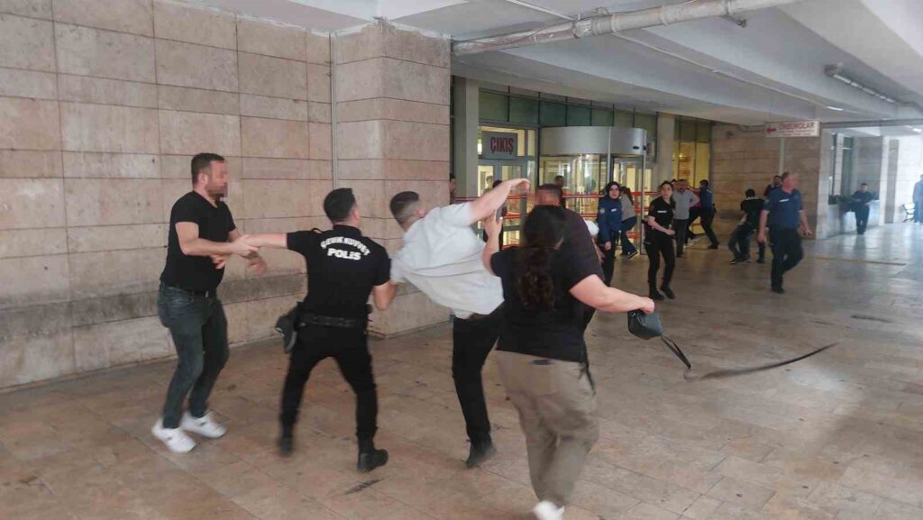 Samsun adliyesi'nde duruşma sonrası kavga çıktı samsun manşet haberleri Samsun manşet - samsun haberleri