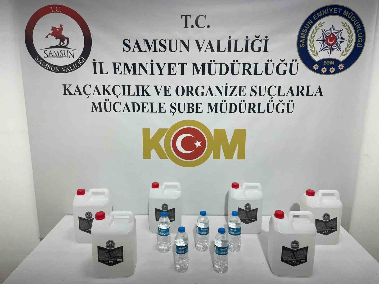 Samsunda-etil-alkol-ve-sahte-icki-ele-gecirildi-0ac36d71e57bb057015b72c8d2e54ce2