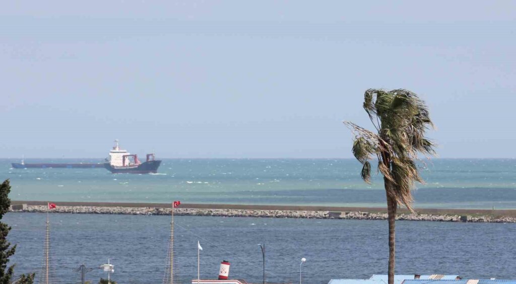 Samsun’da kuvvetli fırtına uyarısı! Samsun manşet haberleri Samsun manşet - samsun haberleri