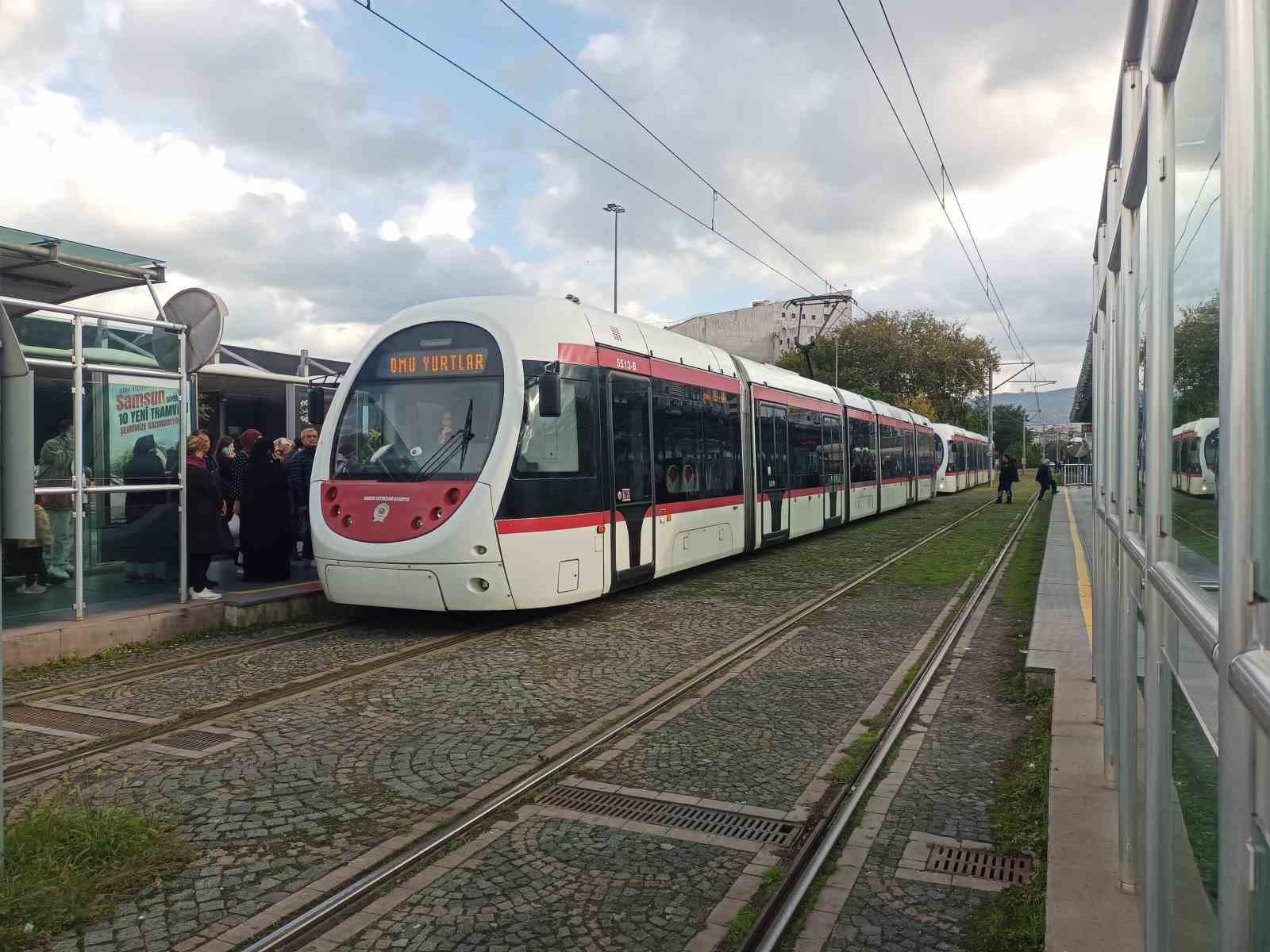 Tramvay-ve-otobusler-Turkiyenin-yarisini-tasidi-3e7da67dcdaab6f833457288c6ab54a7